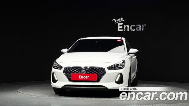 Hyundai i30 2018 — photo 3