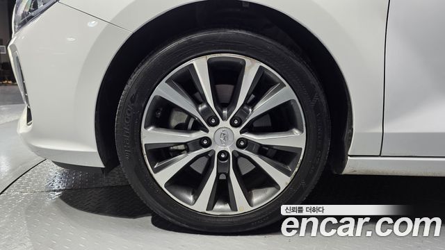 Hyundai i30 2018 — photo 5