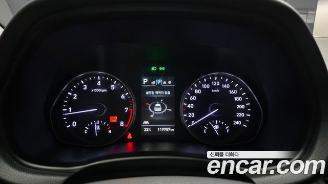 Hyundai i30 2018 — photo 11