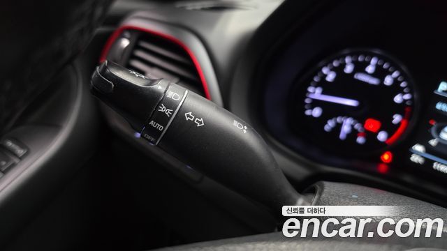 Hyundai i30 2018 — photo 25