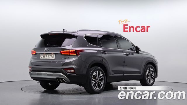 Hyundai Santafe 2019 — photo 2