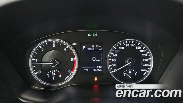 Hyundai Santafe 2019 — photo 11