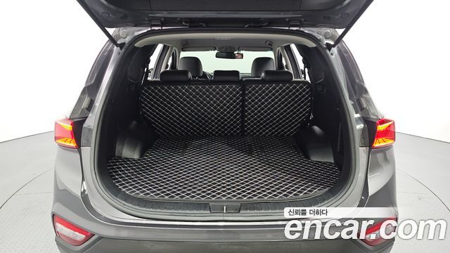 Hyundai Santafe 2019 — photo 21