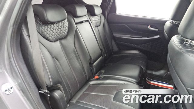 Hyundai Santafe 2019 — photo 22