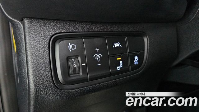 Hyundai Santafe 2019 — photo 25