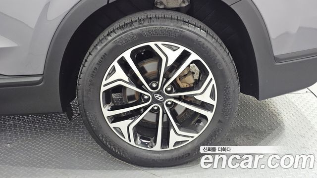 Hyundai Santafe 2019 — photo 7