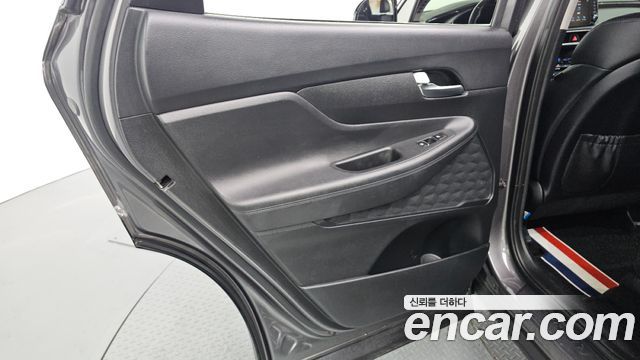 Hyundai Santafe 2019 — photo 15