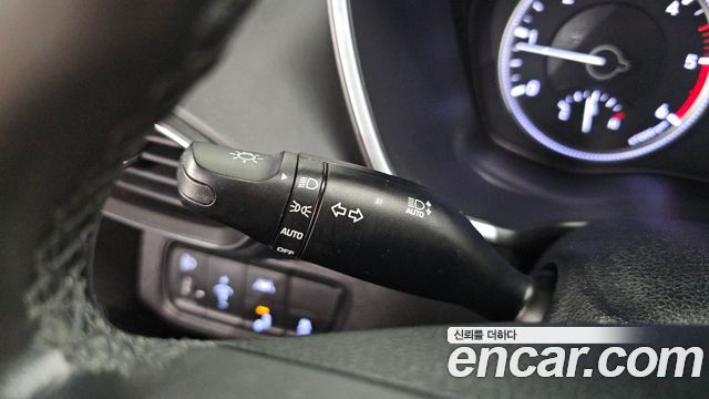 Hyundai Santafe 2019 — photo 29