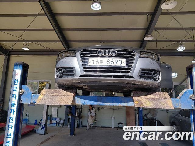 Audi A7 2015 — photo 1