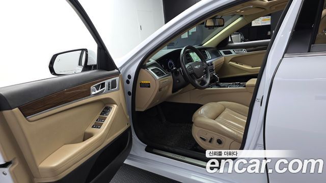 Hyundai Genesis 2015 — photo 13