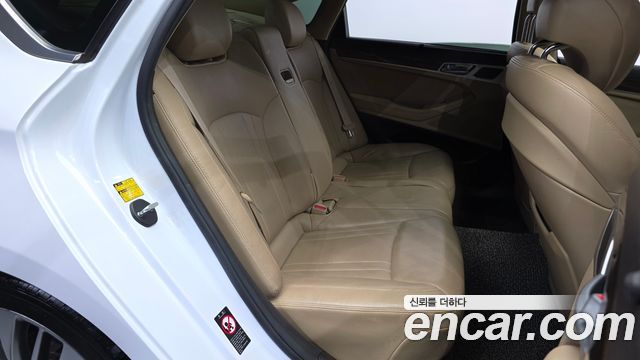 Hyundai Genesis 2015 — photo 18