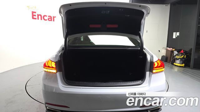 Hyundai Genesis 2015 — photo 26