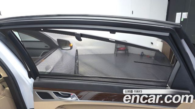 Hyundai Genesis 2015 — photo 28