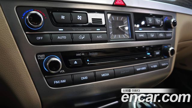 Hyundai Genesis 2015 — photo 31