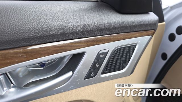 Hyundai Genesis 2015 — photo 36