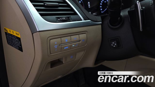 Hyundai Genesis 2015 — photo 41