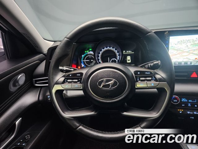 Hyundai AVANTE 2023 — photo 12