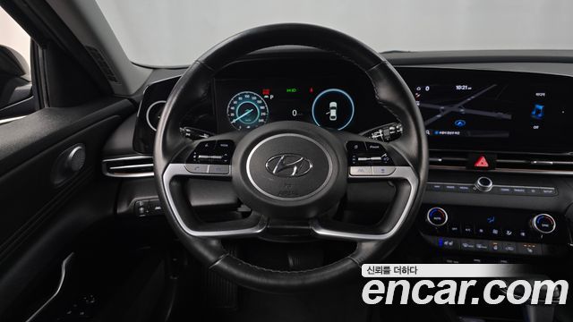 Hyundai AVANTE 2021 — photo 21