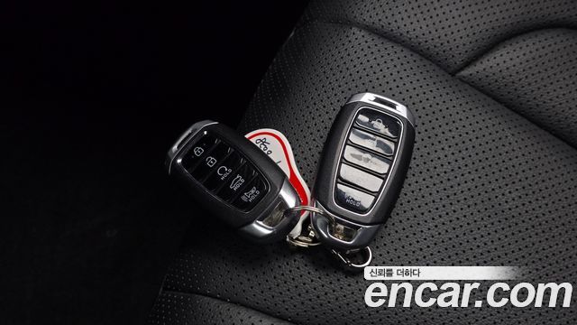 Hyundai AVANTE 2021 — photo 23