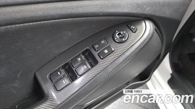 Kia K5 2013 — photo 24