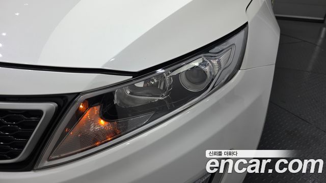 Kia K5 2013 — photo 8