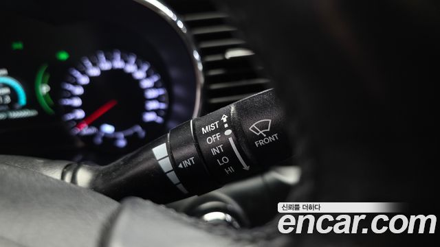 Kia K5 2013 — photo 37