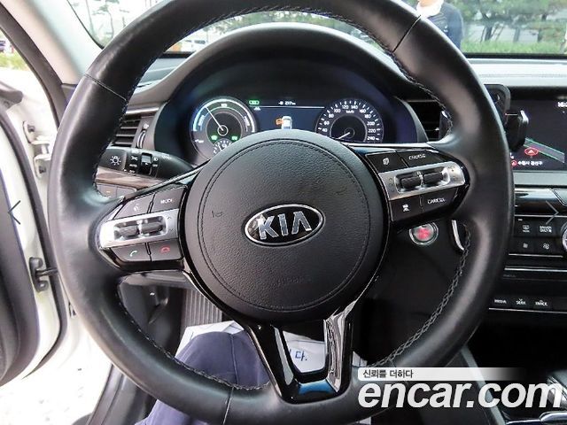 Kia K7 2017 — photo 8