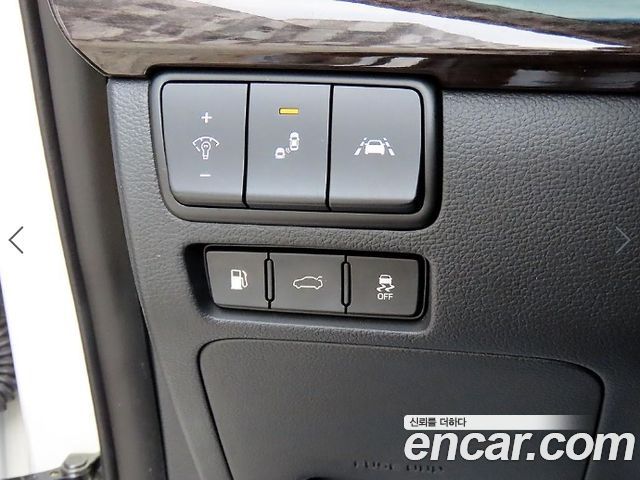 Kia K7 2017 — photo 12