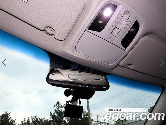 Kia K7 2017 — photo 14
