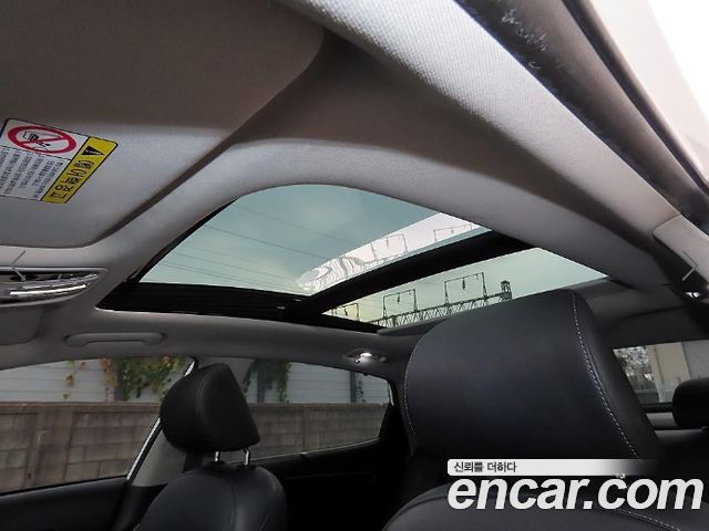 Kia K7 2017 — photo 17