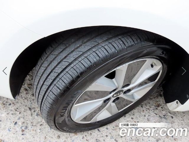 Kia K7 2017 — photo 20