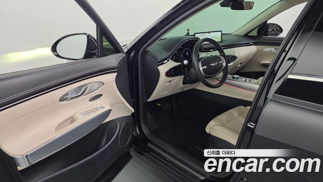 Genesis GV70 2024 — photo 10