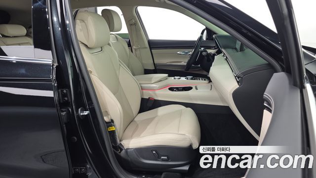 Genesis GV70 2024 — photo 12