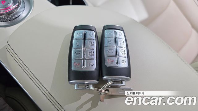 Genesis GV70 2024 — photo 18