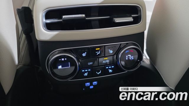 Genesis GV70 2024 — photo 19