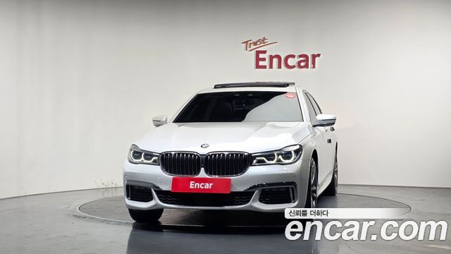 BMW 7-Series 2018 — photo 3