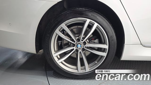 BMW 7-Series 2018 — photo 5