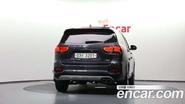 Kia Sorento 2018 — photo 4
