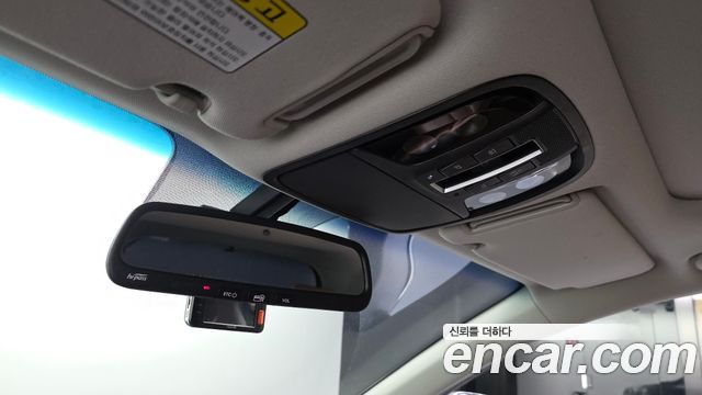 Kia Sorento 2018 — photo 28