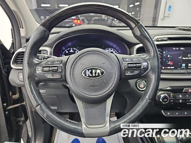 Kia Sorento 2017 — photo 10