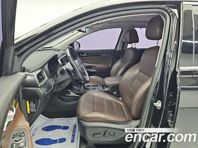 Kia Sorento 2017 — photo 12