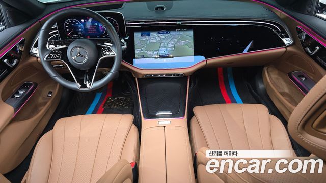 Mercedes-Benz E-Class 2024 — photo 10