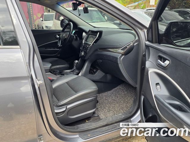 Hyundai Santafe 2015 — photo 7