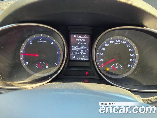 Hyundai Santafe 2015 — photo 13