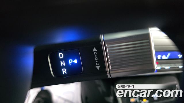 Hyundai Kona 2025 — photo 12