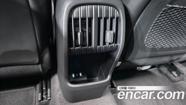 Hyundai Kona 2025 — photo 29
