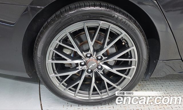 Genesis G80 2018 — photo 5