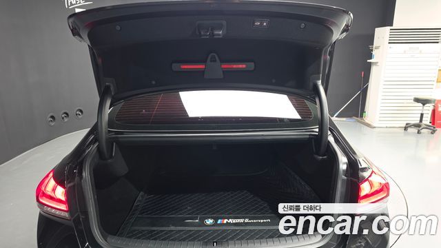 Genesis G80 2018 — photo 26