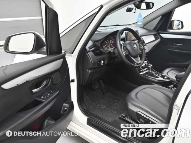 BMW 2-Series 2015 — photo 11