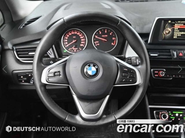 BMW 2-Series 2015 — photo 13
